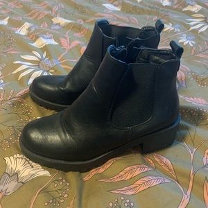 NASTYGAL Chelsea boots